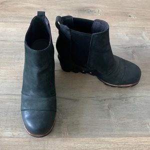 Sorel || Black Lea Wedge Boots